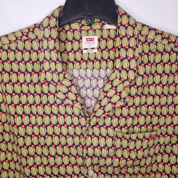 Levis Shirt Mens Large Cactus Print Yellow Hawaiian Cubano Relaxed Fit - Picture 1 of 11